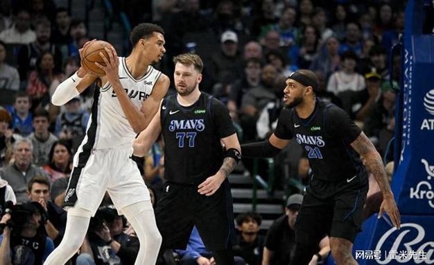 马刺客战独行侠先发:卡斯尔&瓦塞尔&尚帕尼&巴恩斯&文班亚马