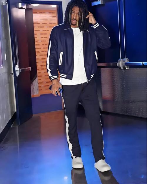 绝对的顶男穿搭！杰拉米-格兰特今日份入场穿搭 一般人真hold不住