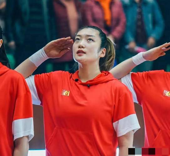 离冬奥会开幕还有100天！李梦：不同的赛场 同样的拼搏