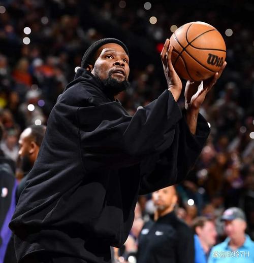 快打旋风？阿门直接长传 杜兰特接球三大步双手暴扣！