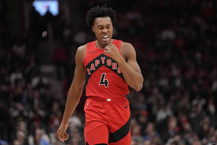 早干嘛去了！猛龙主场比赛开打 计时器还没调试好...