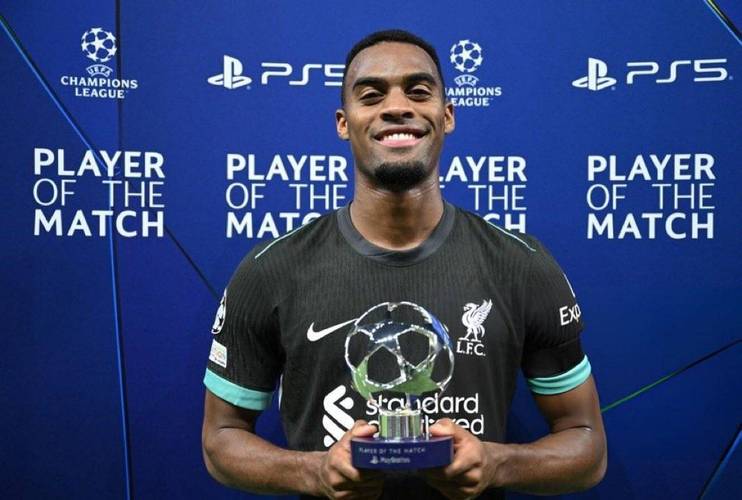 斯洛特:赫拉芬贝赫最有可能复出,其他球员的情况还需再看