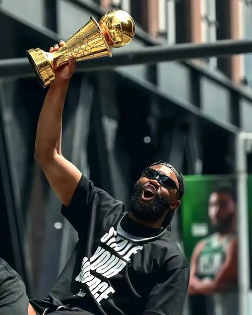 张佳玮:杰伦-布朗次节末打出FMVP风采 绿军的比赛内容远好过战绩