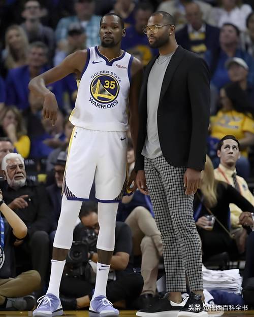 考辛斯：字母哥一点也没有下滑 他仍然是联盟最有统治力的球员