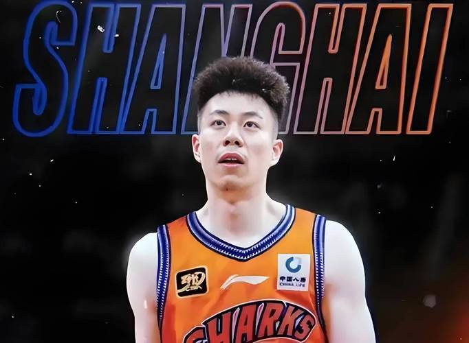 弗格：期待与好兄弟张镇麟见面 我要给上海队带来领导力和胜利