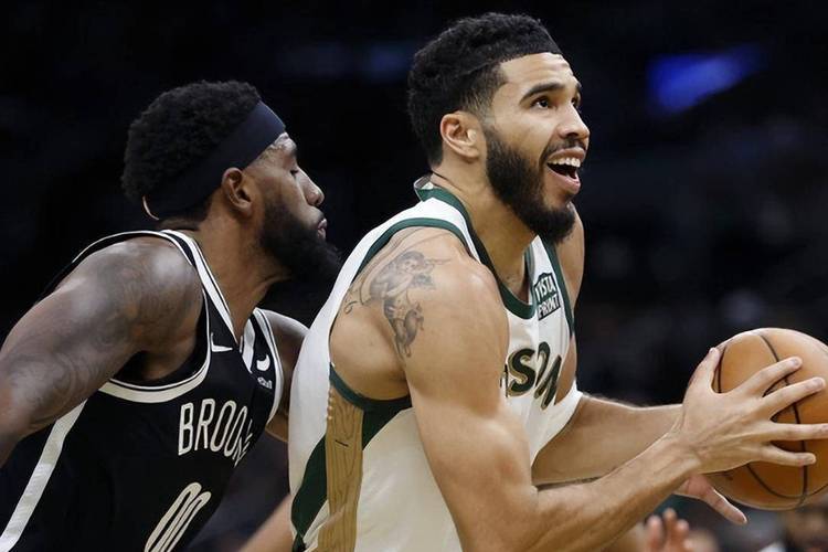 塔图姆本季复出？小托马斯：他是天生竞争者 我认为他应该慢慢来