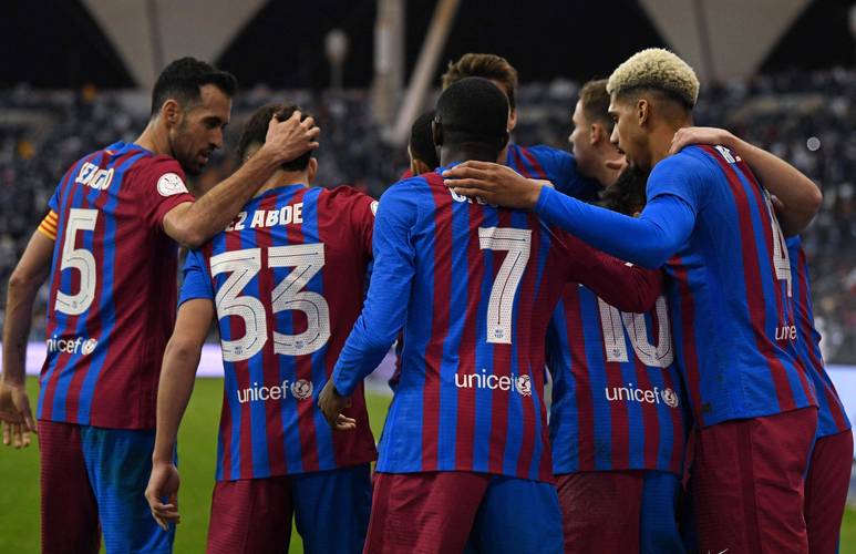 自2014年1月起，巴萨再次在诺坎普联赛主场战有9名西班牙球员首发